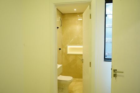 Casa à venda com 96m², 3 quartos e 4 vagasSuíte 2