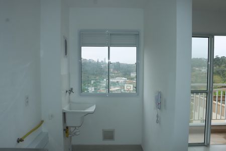 Área de serviço de apartamento para alugar com 2 quartos, 46m² em Recanto Vista Alegre, Cotia