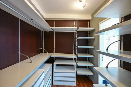 Apartamento para alugar com 173m², 3 quartos e 3 vagasArmário da Suíte  3