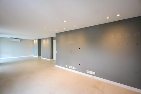 Apartamento para alugar com 173m², 3 quartos e 3 vagasSala