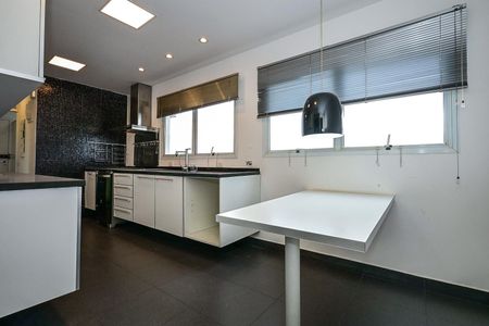 Apartamento para alugar com 173m², 3 quartos e 3 vagasCozinha