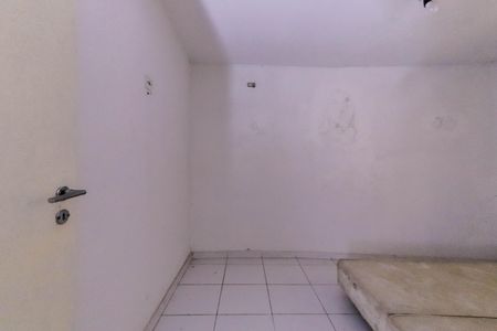 Quarto  de casa para alugar com 1 quarto, 50m² em Jardim Estela Mari, Cotia