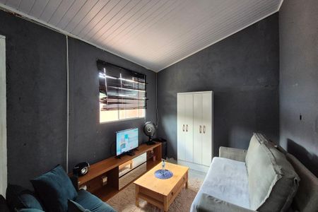 Casa à venda com 90m², 2 quartos e 3 vagasSala