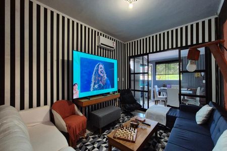 Casa à venda com 90m², 2 quartos e 3 vagasSala de TV