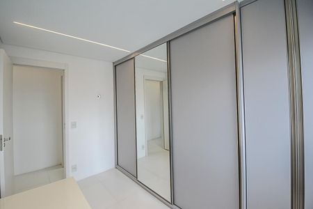 Apartamento à venda com 58m², 2 quartos e 1 vagaQuarto 2
