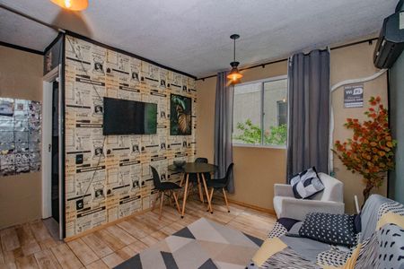 Sala de apartamento para alugar com 1 quarto, 37m² em Rubem Berta, Porto Alegre