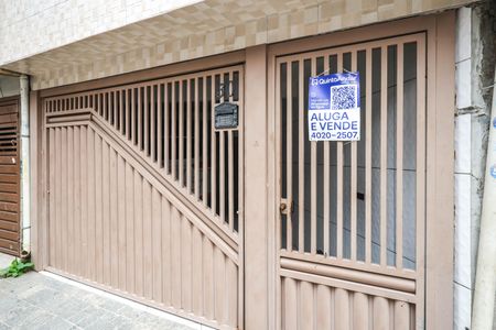 Casa para alugar com 106m², 2 quartos e sem vaga Casa para alugar com 106m², 2 quartos e sem vagaFachada