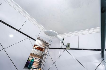 Casa para alugar com 106m², 2 quartos e sem vaga Casa para alugar com 106m², 2 quartos e sem vagaBanheiro Social