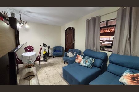 Sala de casa para alugar com 3 quartos, 110m² em Parque Itamarati, Jacareí