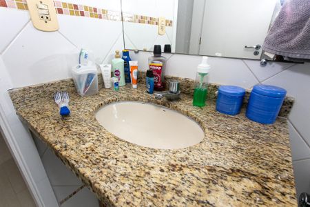 Apartamento à venda com 70m², 3 quartos e 2 vagasBanheiro