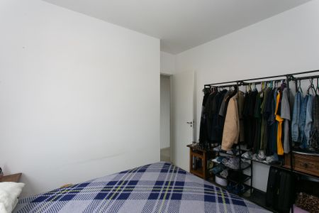 Apartamento à venda com 70m², 3 quartos e 2 vagasQuarto 2