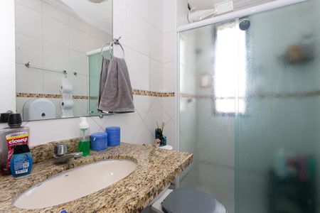 Apartamento à venda com 70m², 3 quartos e 2 vagasBanheiro