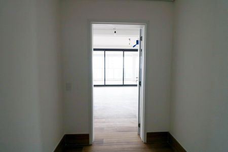 Apartamento à venda com 190m², 3 quartos e 4 vagas Apartamento à venda com 190m², 3 quartos e 4 vagasHall Privativo