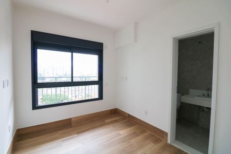 Apartamento à venda com 190m², 3 quartos e 4 vagas Apartamento à venda com 190m², 3 quartos e 4 vagasSuíte 1