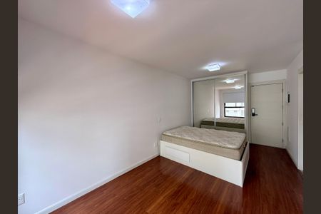 Studio para alugar com 26m², 1 quarto e 1 vagaSala/Quarto