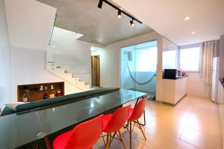 Sala de apartamento para alugar com 2 quartos, 133m² em Santo Antônio, Belo Horizonte