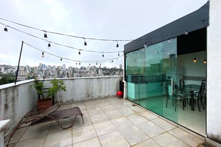 Apartamento para alugar com 133m², 2 quartos e 2 vagasCobertura