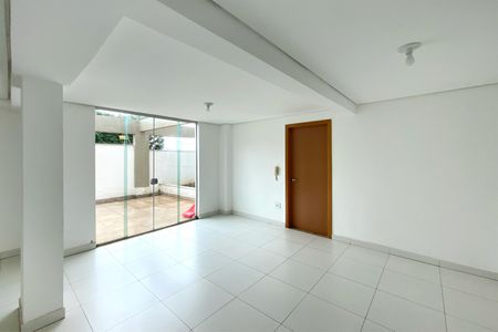 Apartamento para alugar com 133m², 2 quartos e 2 vagasArea comum