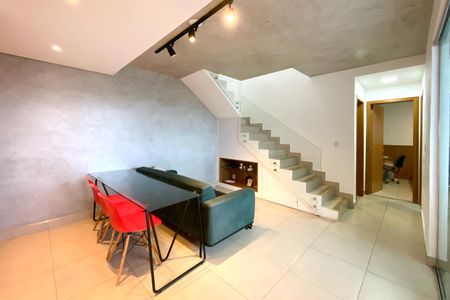 Apartamento para alugar com 133m², 2 quartos e 2 vagasSala