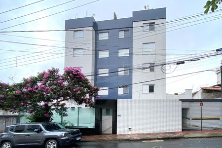 Apartamento para alugar com 133m², 2 quartos e 2 vagasFachada