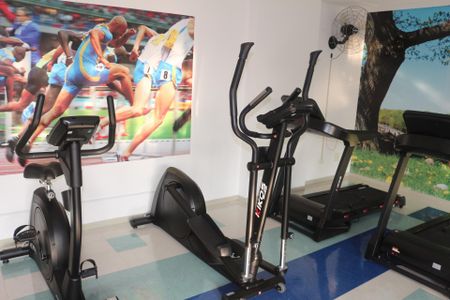 Apartamento para alugar com 68m², 2 quartos e 2 vagasÁrea comum - Academia