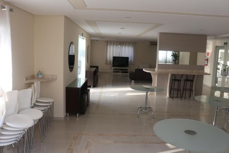 Apartamento para alugar com 68m², 2 quartos e 2 vagasÁrea comum - Salão de festas