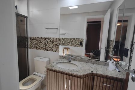 Apartamento para alugar com 68m², 2 quartos e 2 vagas Apartamento para alugar com 68m², 2 quartos e 2 vagasBanheiro da Suíte
