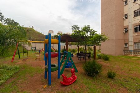 Apartamento à venda com 45m², 2 quartos e 1 vaga Apartamento à venda com 45m², 2 quartos e 1 vagaÁrea comum - Playground