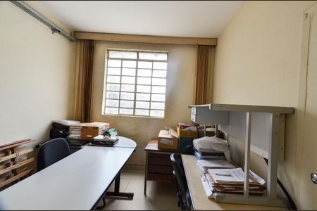 Quarto 1 de casa à venda com 4 quartos, 260m² em Santa Efigênia, Belo Horizonte