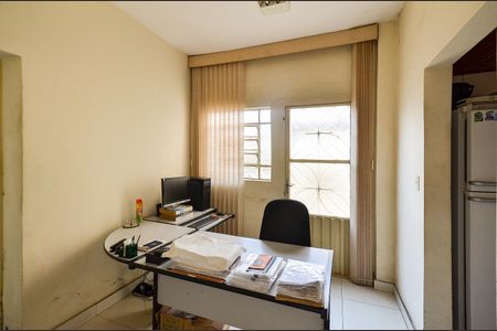 Casa à venda com 260m², 4 quartos e sem vaga Casa à venda com 260m², 4 quartos e sem vagaCopa