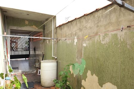 Casa à venda com 114m², 2 quartos e 2 vagasQuintal