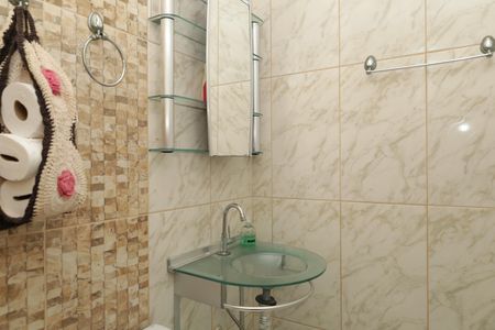 Casa à venda com 114m², 2 quartos e 2 vagasBanheiro 2