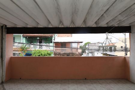 Casa à venda com 114m², 2 quartos e 2 vagasVaranda