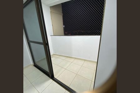 Apartamento para alugar com 2 quartos, 70m² em Parque Amazonia, Goiânia