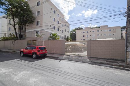 Apartamento à venda com 47m², 2 quartos e 1 vagaFachada do condomínio