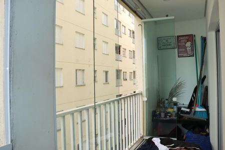 Apartamento para alugar com 2 quartos, 56m² em Cemucam, Cotia