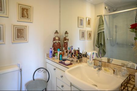 Apartamento à venda com 70m², 3 quartos e 1 vagaBanheiro Quarto 1 - Suite