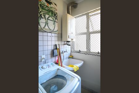 Apartamento à venda com 70m², 3 quartos e 1 vagaÁrea de Serviço