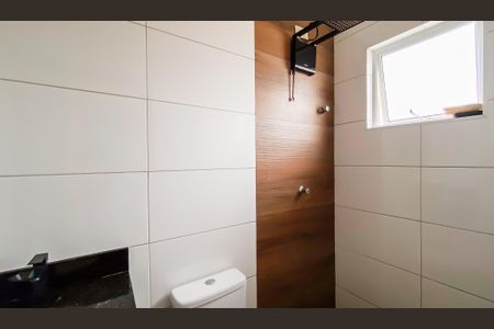 Casa de condomínio para alugar com 70m², 2 quartos e 1 vagaBanheiro da Suíte 1