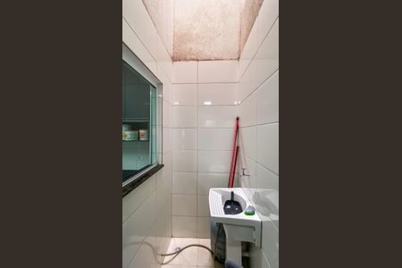 Casa de condomínio para alugar com 70m², 2 quartos e 1 vagaÁrea de Serviço