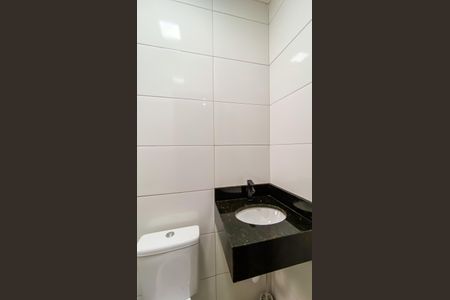 Casa de condomínio para alugar com 70m², 2 quartos e 1 vagaBanheiro da Suíte 2