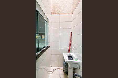 Casa de condomínio para alugar com 70m², 2 quartos e 1 vagaÁrea de Serviço