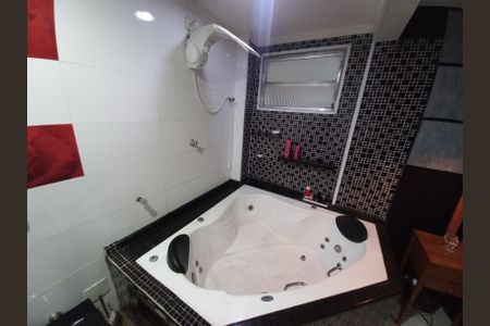 Apartamento para alugar com 99m², 2 quartos e 1 vagaSuíte