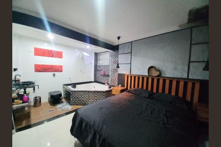 Apartamento para alugar com 99m², 2 quartos e 1 vagaSuíte