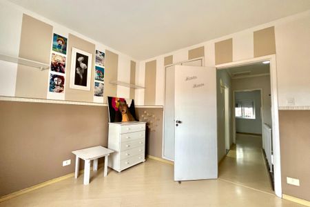 Casa à venda com 140m², 2 quartos e 2 vagas Casa à venda com 140m², 2 quartos e 2 vagasQuarto 2