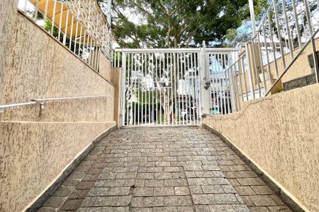 Casa à venda com 140m², 2 quartos e 2 vagas Casa à venda com 140m², 2 quartos e 2 vagasGaragem