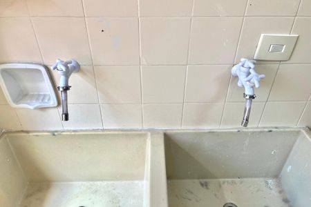 Casa à venda com 140m², 2 quartos e 2 vagas Casa à venda com 140m², 2 quartos e 2 vagasÁrea de Serviço