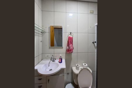 Casa à venda com 80m², 2 quartos e 1 vaga Casa à venda com 80m², 2 quartos e 1 vagaBanheiro