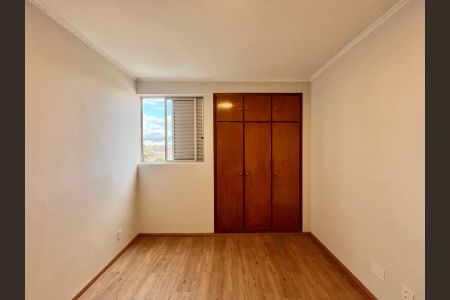 Apartamento para alugar com 79m², 2 quartos e 1 vaga Apartamento para alugar com 79m², 2 quartos e 1 vagaQuarto 2