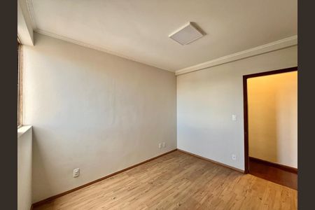 Apartamento para alugar com 79m², 2 quartos e 1 vaga Apartamento para alugar com 79m², 2 quartos e 1 vagaQuarto1